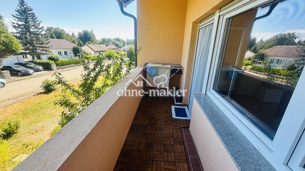 Helle 3-Zimmer-Wohnung mit Balkon, Einbauküche und Garage in Onstmettingen - Photo 5