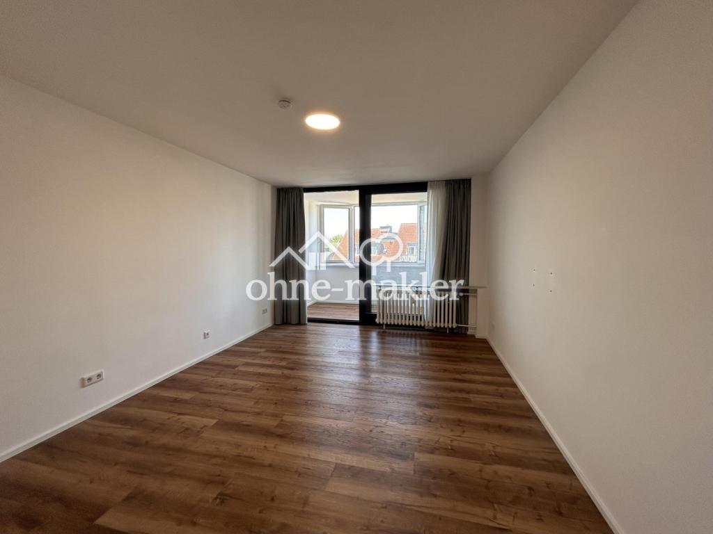 Sanierte und großzügige 2,5 Zimmer-Wohnung mit Wintergarten! - Photo 2