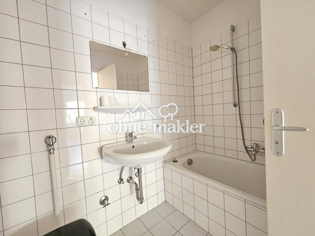 Frisch renovierte 3,5-Zimmer-Wohnung mit Balkonen in Laim - Foto 4