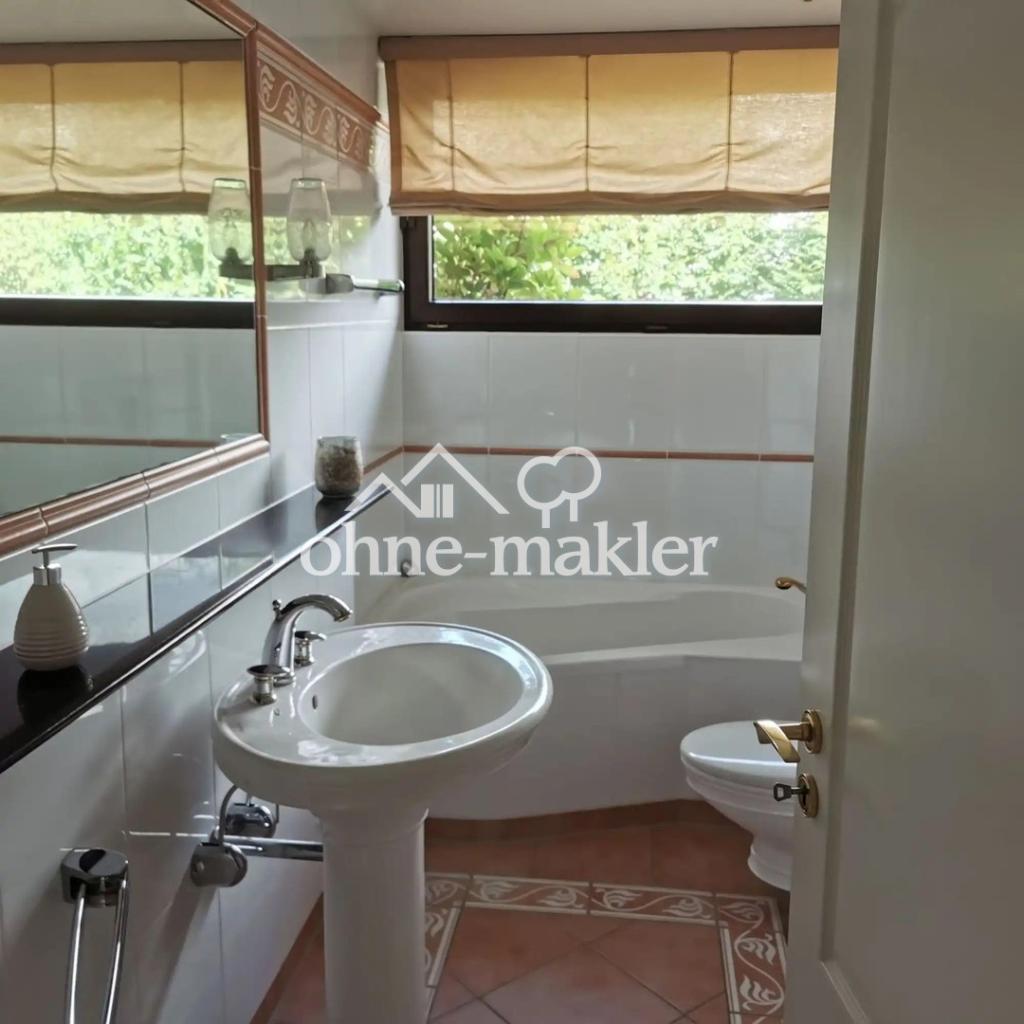 Herrliche 3-Raum-Wohnung - wunderbare Terrasse - Edle Einbauküche - TG-Stellplatz - Foto 5