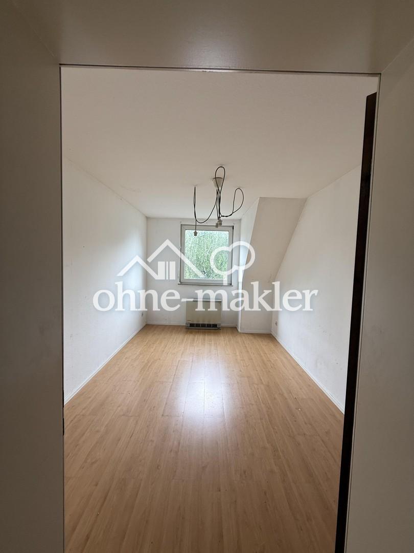 Frisch renovierte 3-Zimmer-Dachgeschosswohnung mit Tageslichtbad & Gästebad in Essen - Foto 4