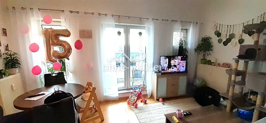 helle 3-Zi.-Wohnung mit großem Balkon und optionaler Einbauküche - Photo 2