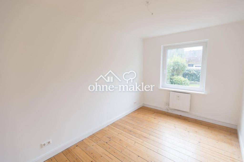 Frisch Sanierte 2-Zimmerwohnung mit großer Küche in Harburg - Foto 1