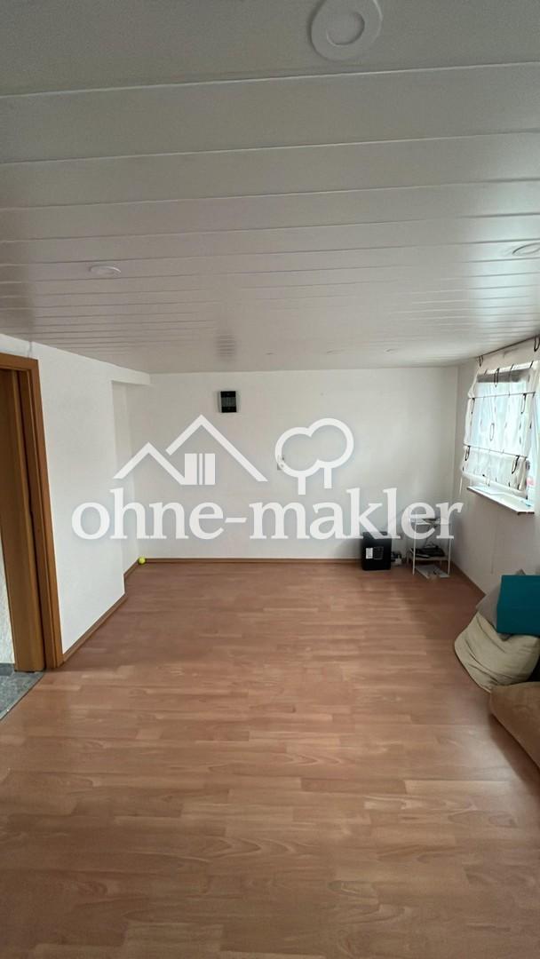 Großzügige teilmöblierte 4-Zimmerwohnung mit Balkon & EBK - Photo 2