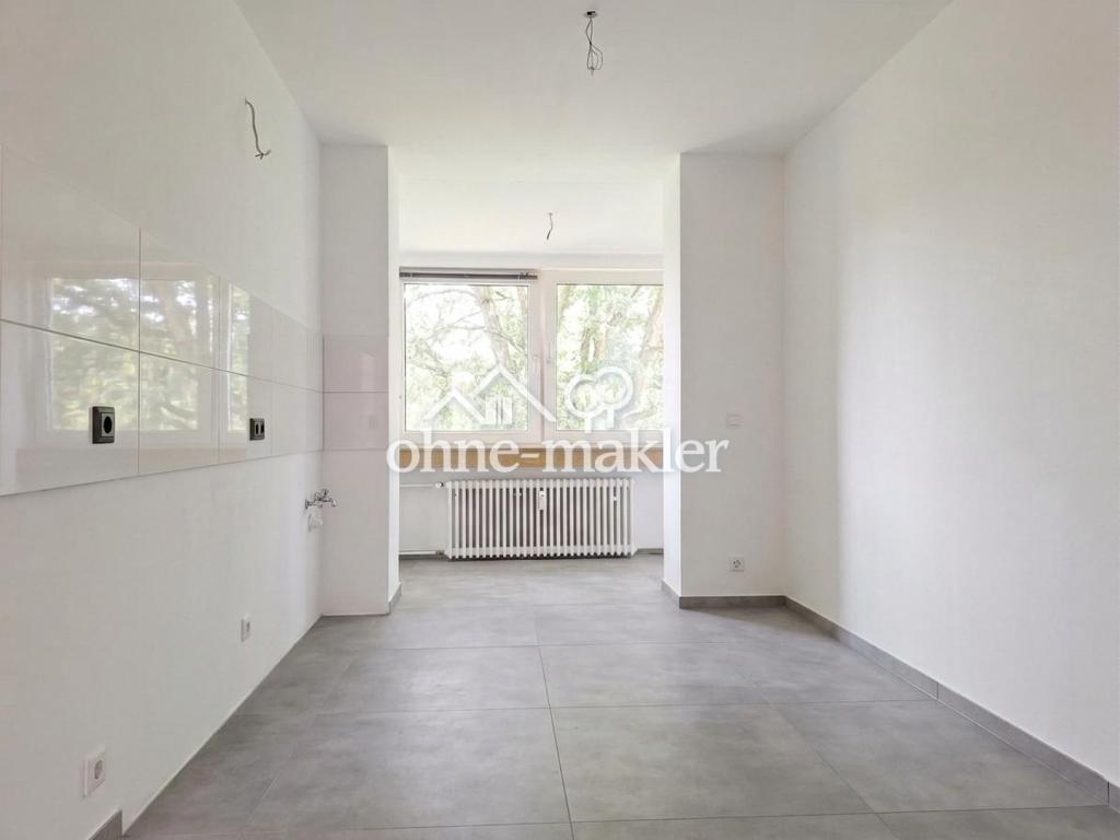 Modernisierte 4,5 Zimmer-KDB Wohnung (98qm) in ruhiger Lage von Essen-Dellwig (Gleisstr. 36) - Photo 2