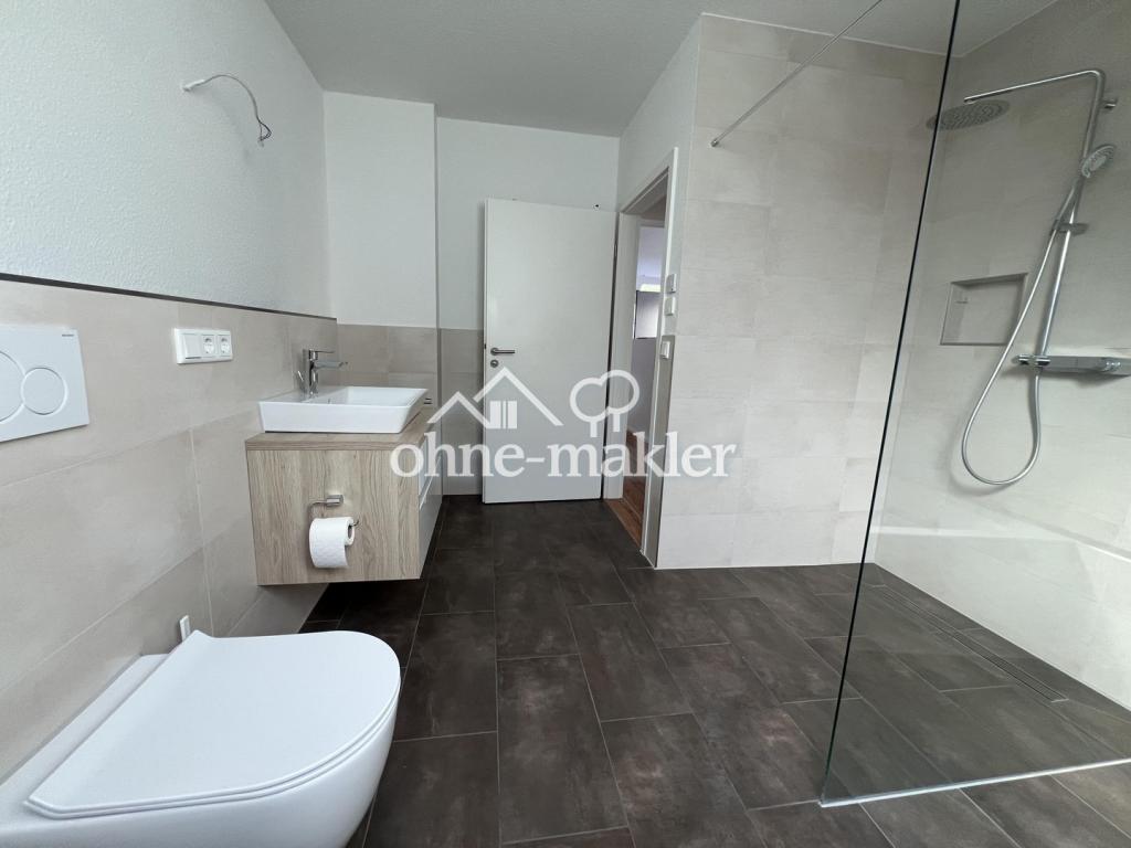 Neubau-Maisonette: 4 Schlafzimmer, 2 Bäder, EBK, Balkon & TG-Stellplatz - Foto 4