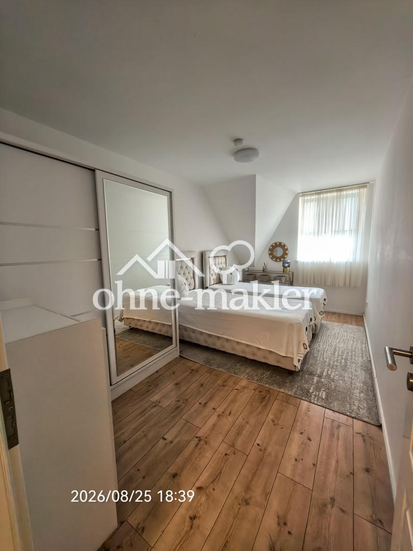 Moderne möblierte Neubau-Doppelhaushälfte mit Wärmepumpe, Fußbodenheizung - Photo 4