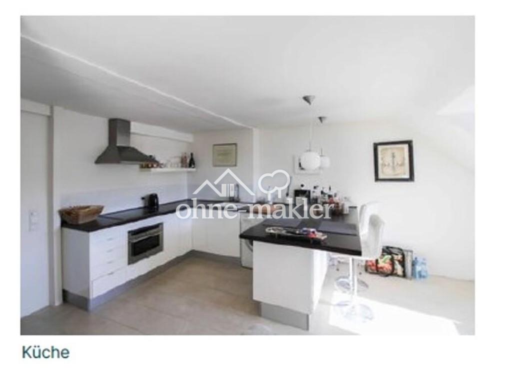 Helle 2-Zimmer-Dachgeschosswohnung mit Einbauküche – Braunschweig - Photo 2
