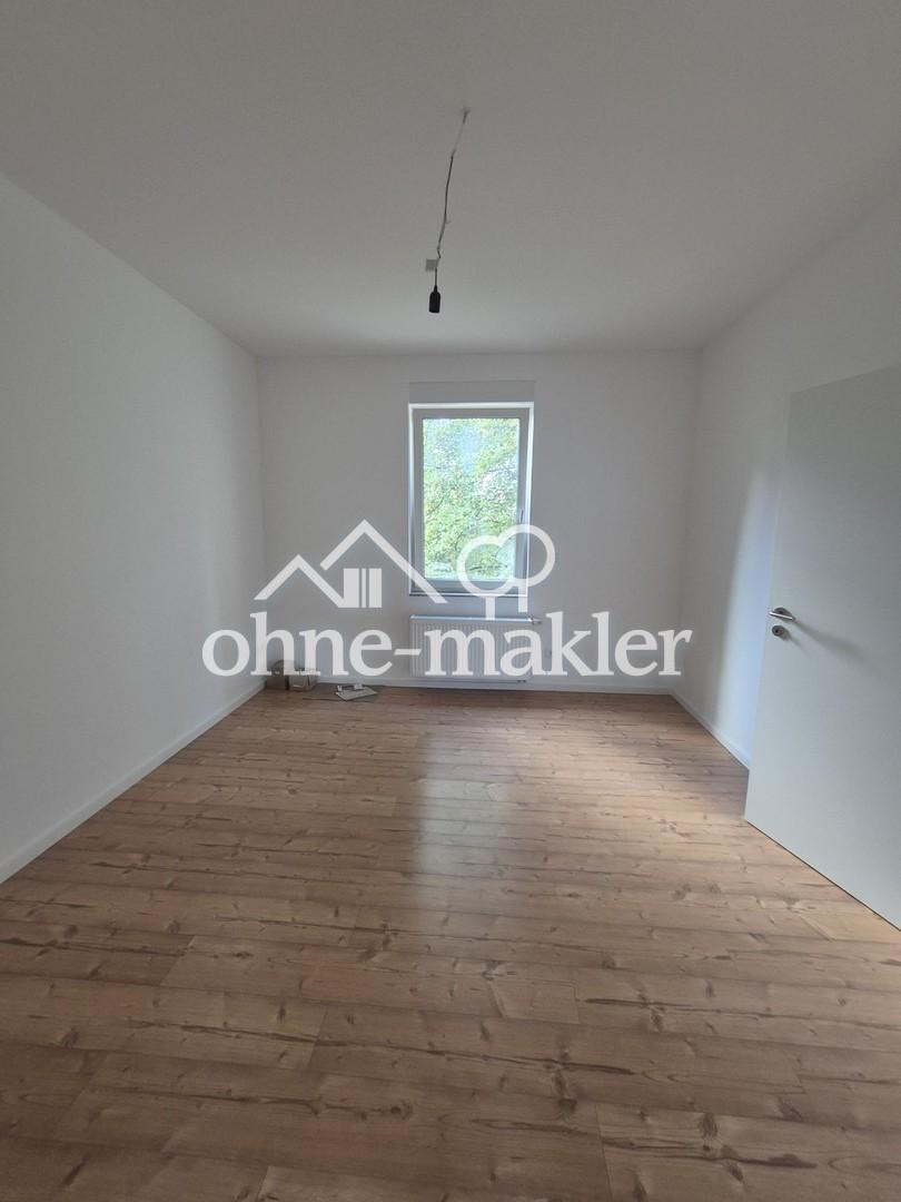 Helle frisch sanierte Wohnung mit Balkon und EBK - Foto 2