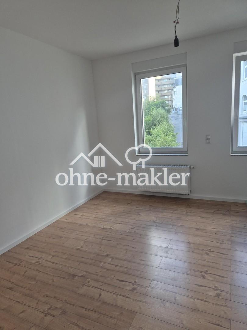 Helle frisch sanierte Wohnung mit Balkon und EBK - Foto 1