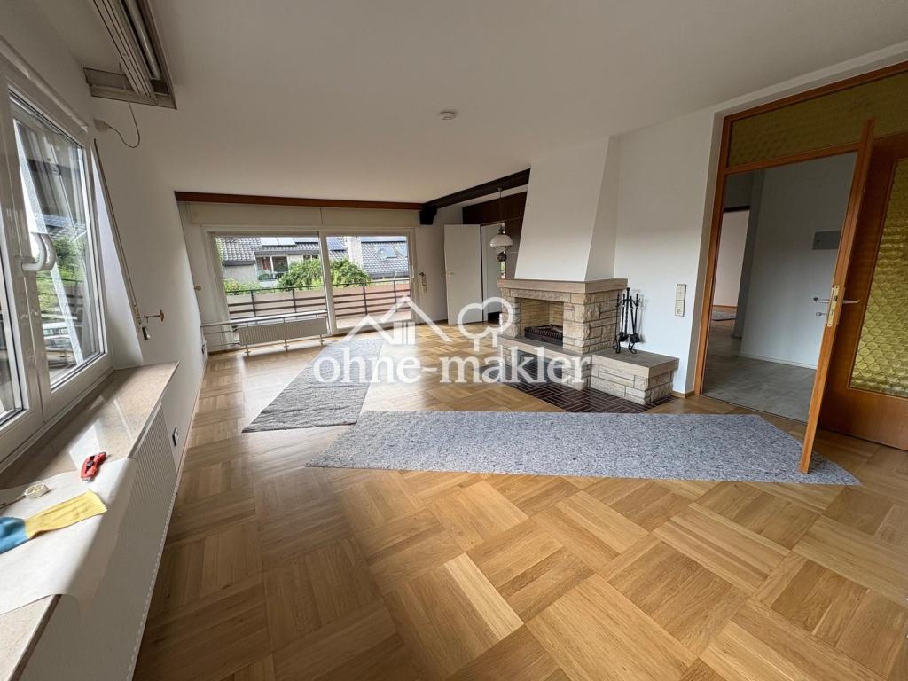 4 Zi. Kü, Bd. Balkon 1.OG sarniert, gehobener Zustand, beim Eigentümer - Photo 2