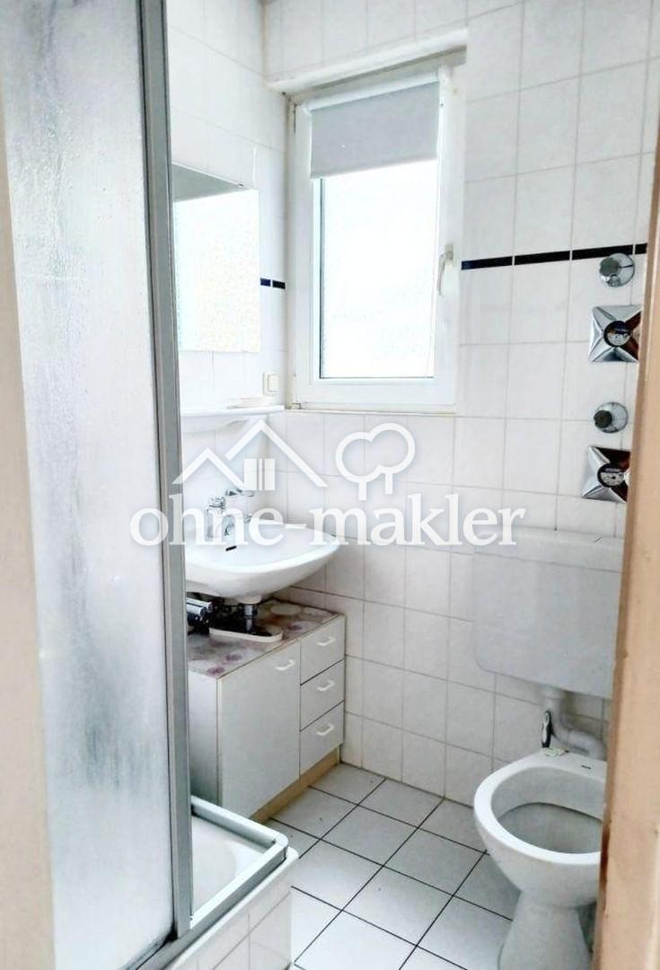 Sehr schöne, helle und gepflegte 2 Zi- Wohnung mit Einbauküche und AA in Freiburg - Photo 2