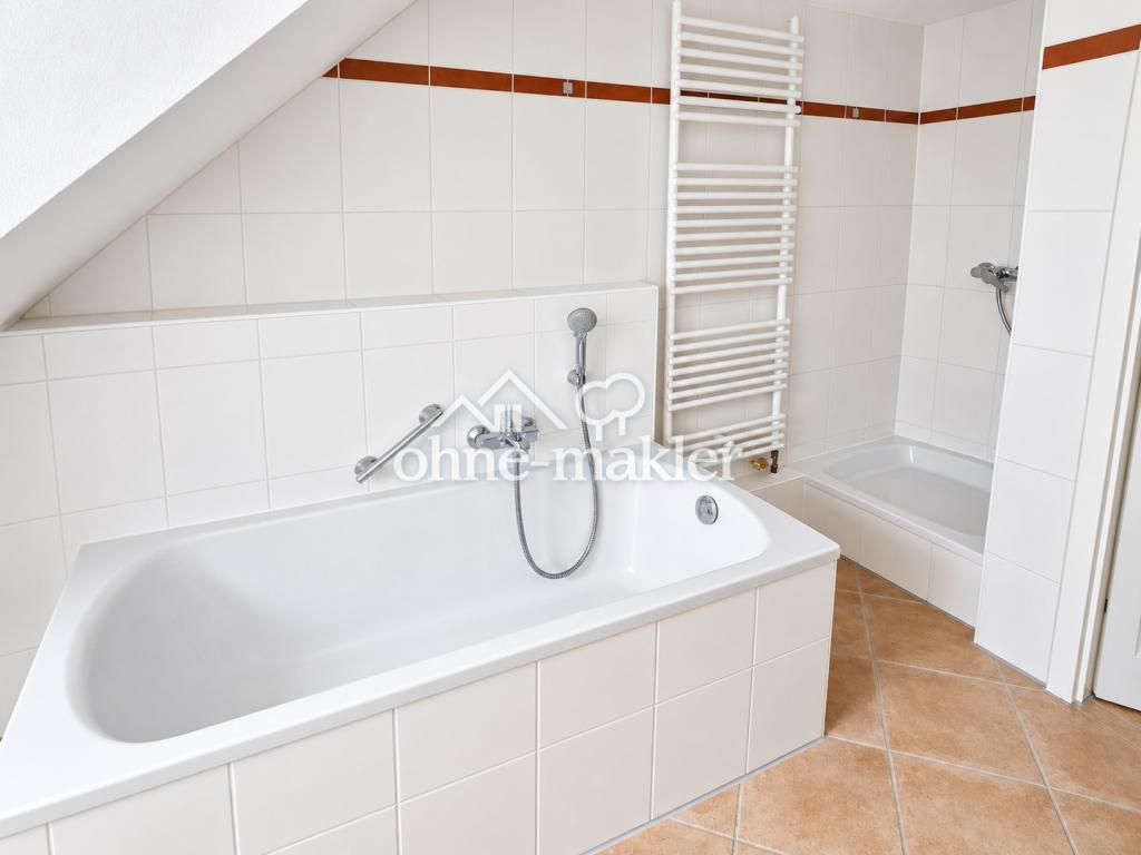 Schöne DG-Wohnung mit Einbauküche im Herzen Haar's - Photo 3