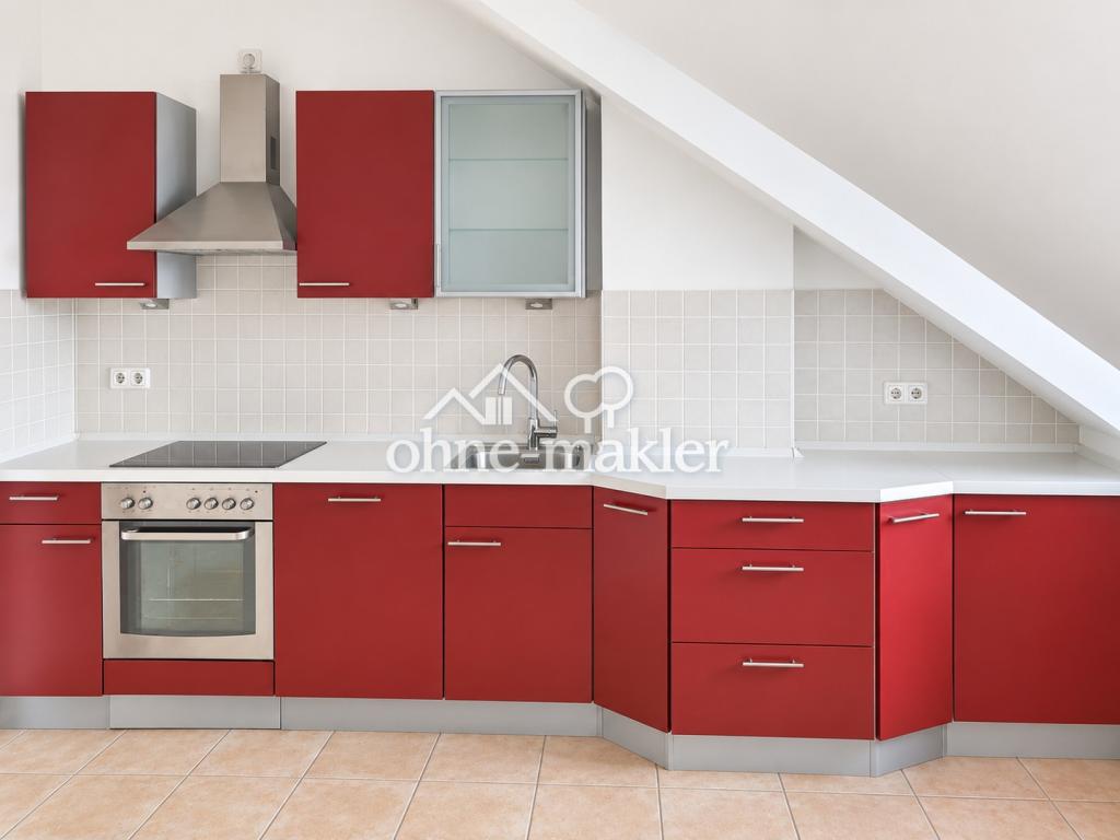Schöne DG-Wohnung mit Einbauküche im Herzen Haar's - Photo 2