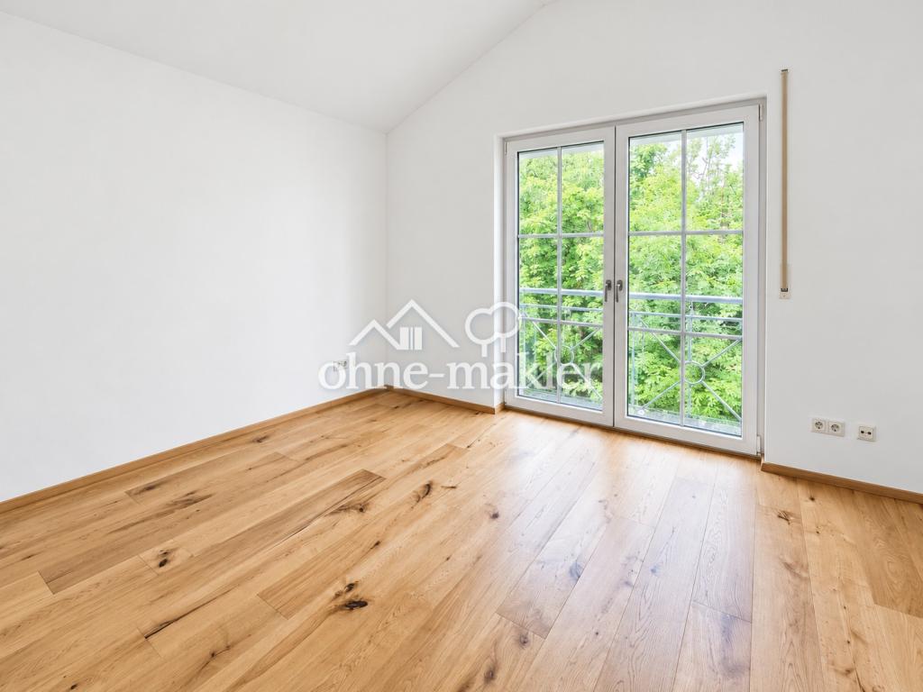 Schöne DG-Wohnung mit Einbauküche im Herzen Haar's - Photo 1