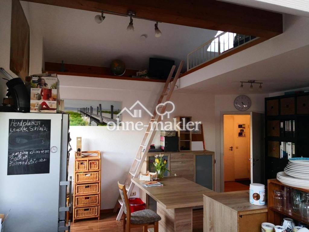 IMMOBILIENMENSCHEN - Helle 2 Zi. Dachgeschosswohnung mit Schlafgalerie - Photo 2