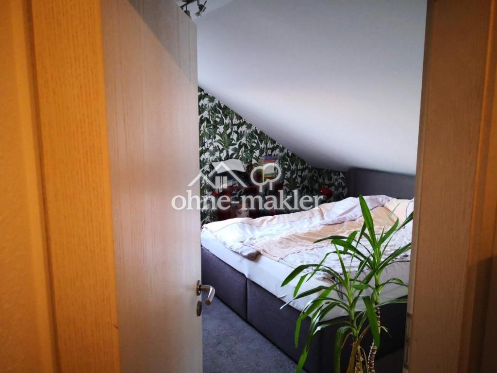 IMMOBILIENMENSCHEN - Helle 2 Zi. Dachgeschosswohnung mit Schlafgalerie - Photo 3