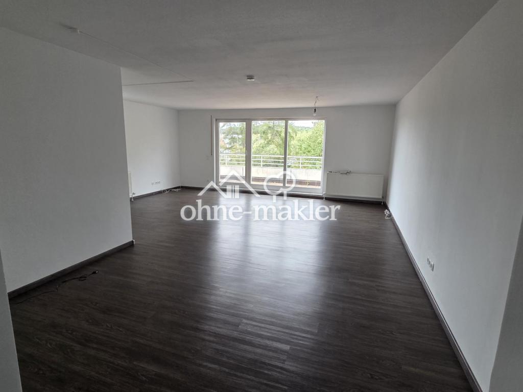 Helle 3 – Zimmer - Whg. m. EBK & TG-Stellpl.; BITTE TEXT LESEN ! - Photo 2