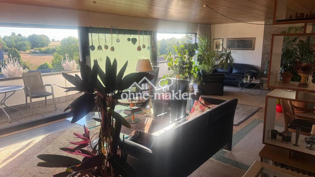 Sehr schönes Einfamilienhaus mit Schwimmbad und Sauna in Heilbronn - Photo 1