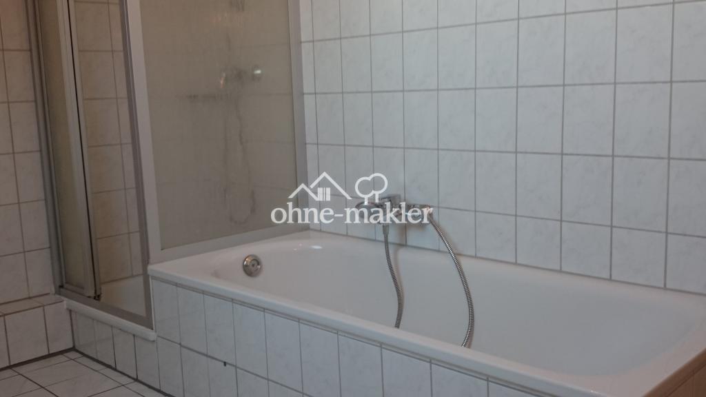 (GS57A06) Schöner Wohnen! Renoviert, Garage, Einbauküche! - Photo 2