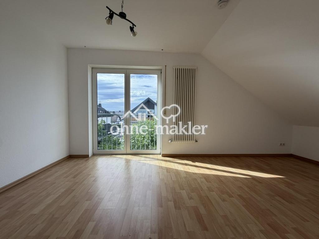 Helle 3-Zimmer Wohnung mit Balkon in ruhiger Lage - Foto 1