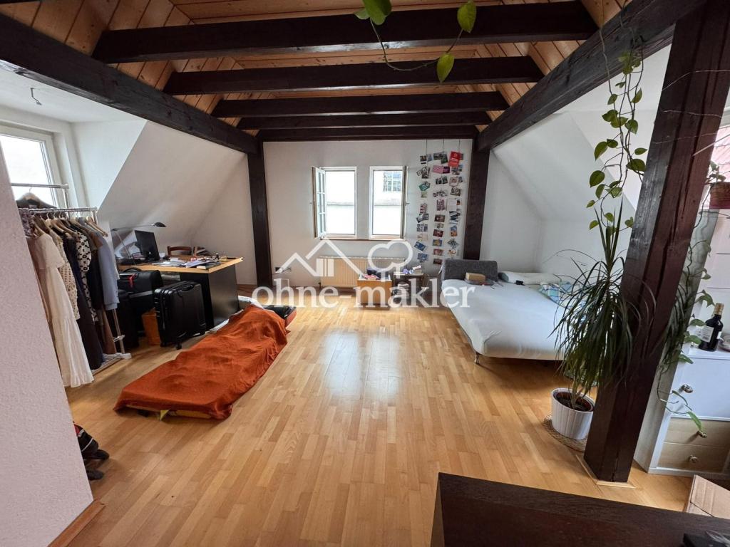 Dachgeschosswohnung in malerischer Altstadt - Photo 3