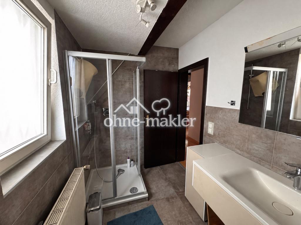 Dachgeschosswohnung in malerischer Altstadt - Foto 5