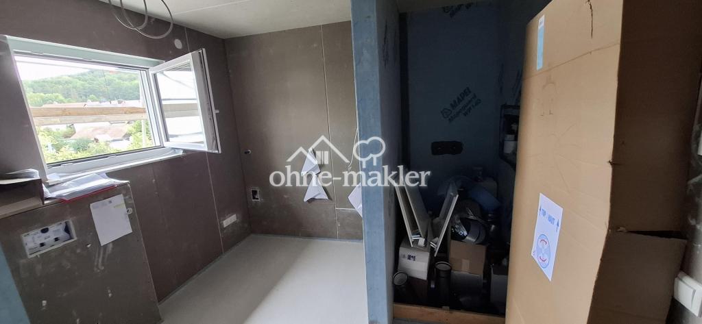 4 Zimmer Neubauwohnung mit 130 qm Wohnfläche und überdachten Balkon in 91088 Bubenreuth - Foto 2