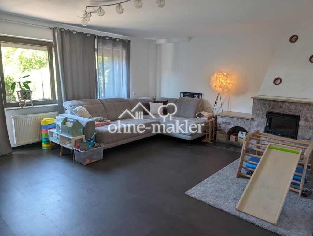 Gepflegte 6 Zimmer 152 qm DDH mit Garage und Garten in 91088 Bubenreuth - Photo 1