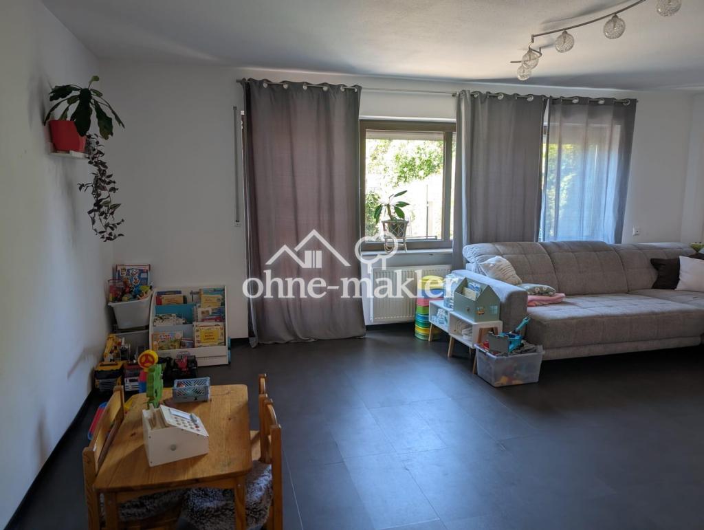 Gepflegte 6 Zimmer 152 qm DDH mit Garage und Garten in 91088 Bubenreuth - Photo 2