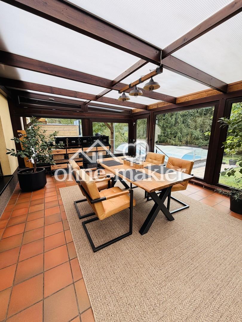 Traumhafte Wohnung in EFH mit Kamin, Garten, Pool, Wintergarten - Foto 3
