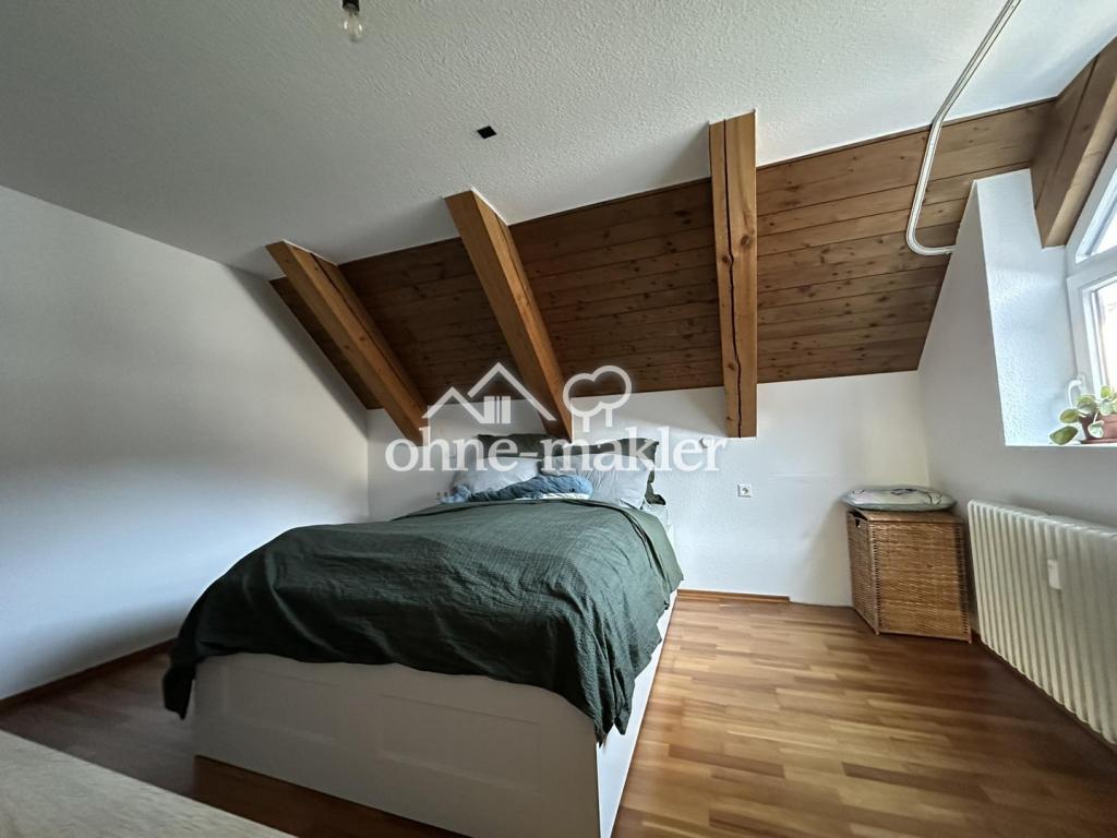 Charmante DG-Maisonettewohnung mit Galerie, Balkon, TG-Stellplatz und Keller in Weinstadt-Endersbach - Photo 4