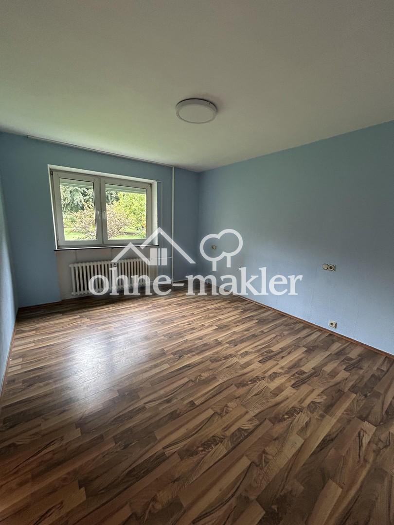 Helle 3,5-Zimmer-Wohnung mit Küche, Balkon & Stellplatz - Foto 3