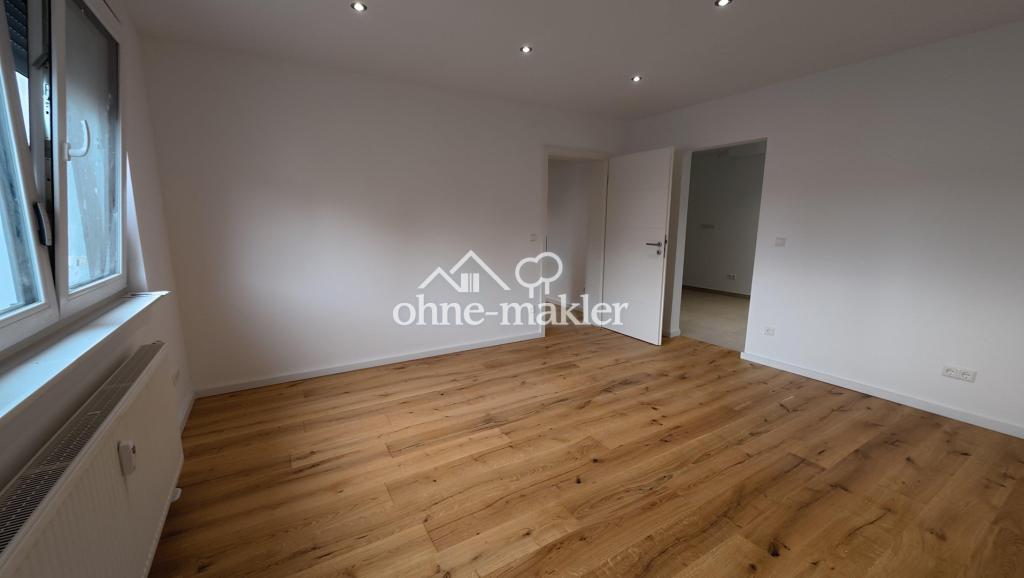 ++TOP komplett neu renovierte 2 ZKB++neue Einbauküche++Balkon++Parkett - Photo 2