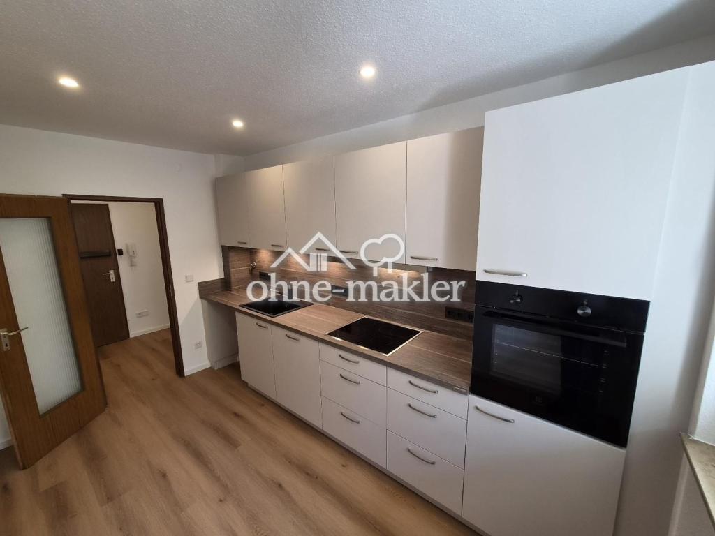 Frisch renovierte 2-Zimmer-Wohnung in Erlangen-Frauenaurach mit Einbauküche - Photo 5