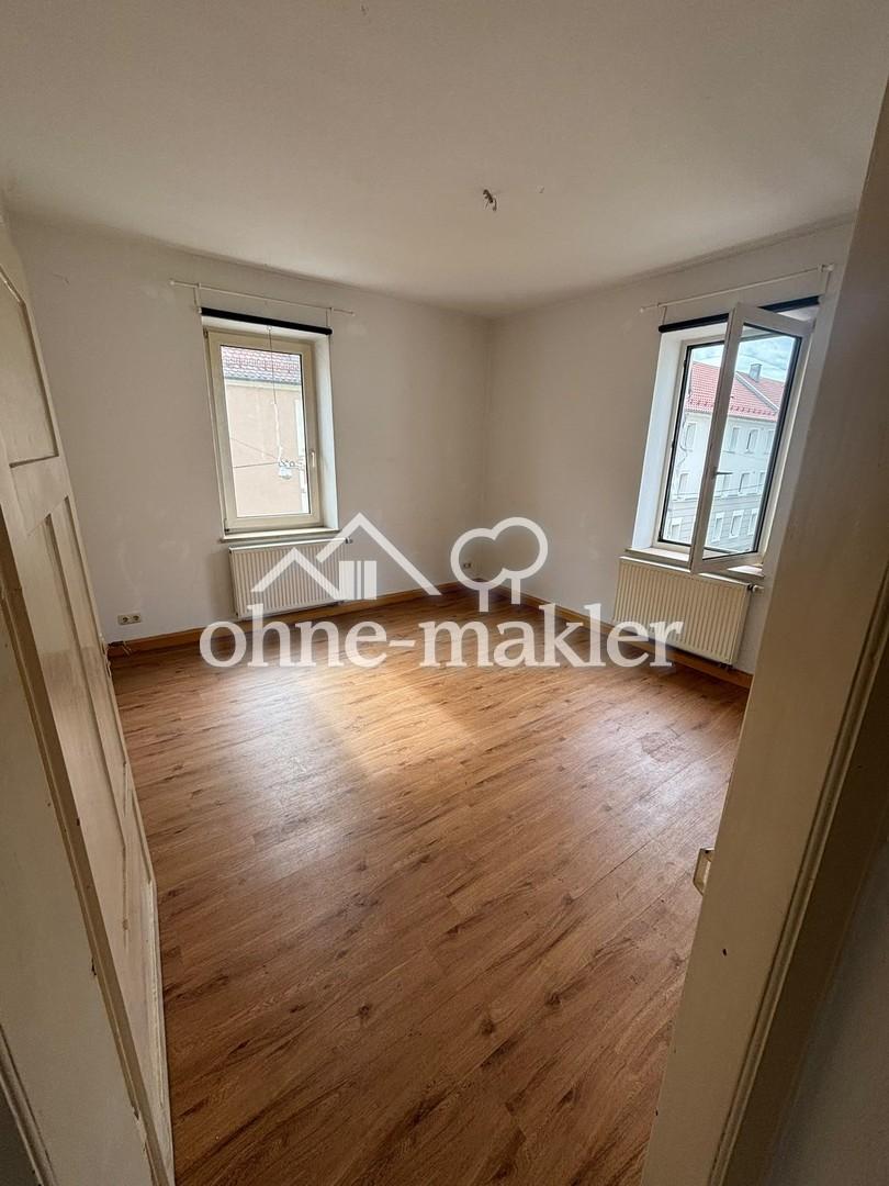 Sonniger Altbau mit Charme – ideal für Pendler - Photo 1