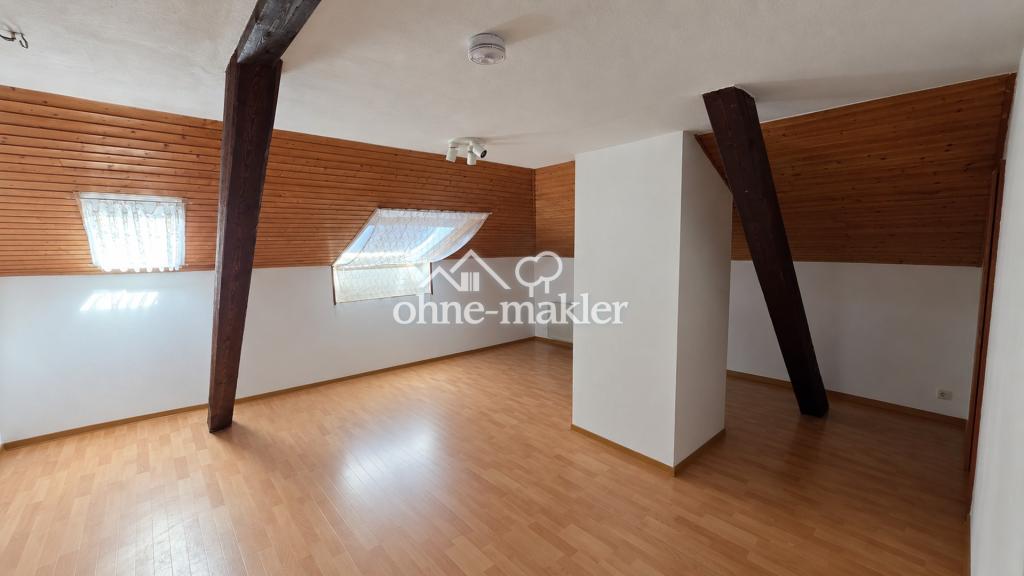 Zentrales 1-Zimmer-Dachgeschoss-Apartment mit Einbauküche nahe Uniklinik & Uni - Foto 3
