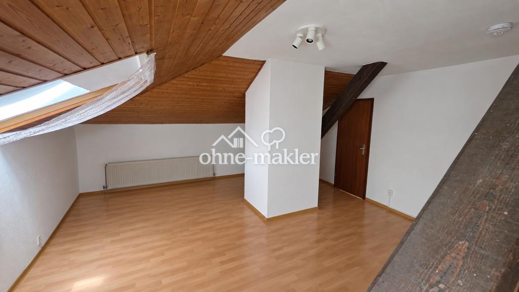 Zentrales 1-Zimmer-Dachgeschoss-Apartment mit Einbauküche nahe Uniklinik & Uni - Foto 5