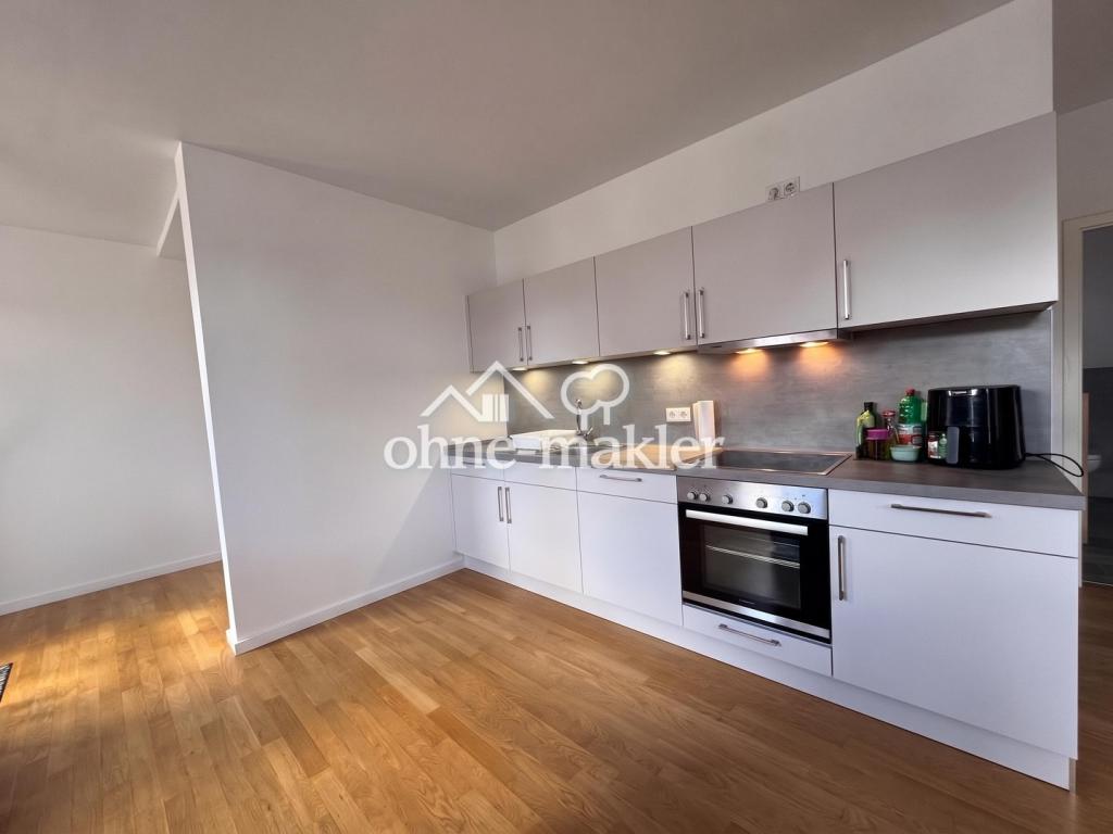 Helle 2-Zi-Wohnung mit historischem Flair - modernisierter Altbau mit Einbauküche und Tageslichtbad - Photo 4