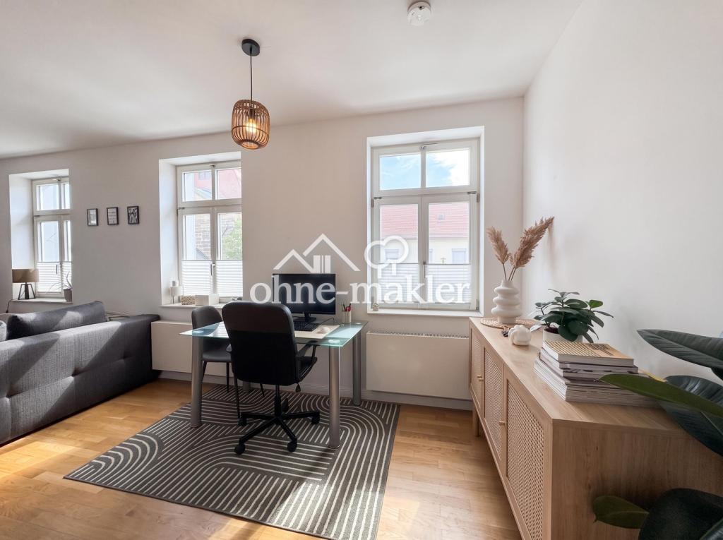 Helle 2-Zi-Wohnung mit historischem Flair - modernisierter Altbau mit Einbauküche und Tageslichtbad - Photo 2