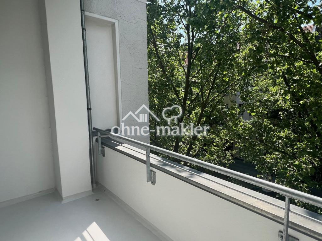 Neu sanierte 4-Zimmer-Wohnung mit zwei Balkonen und großem offenen Wohnbereich - Foto 4