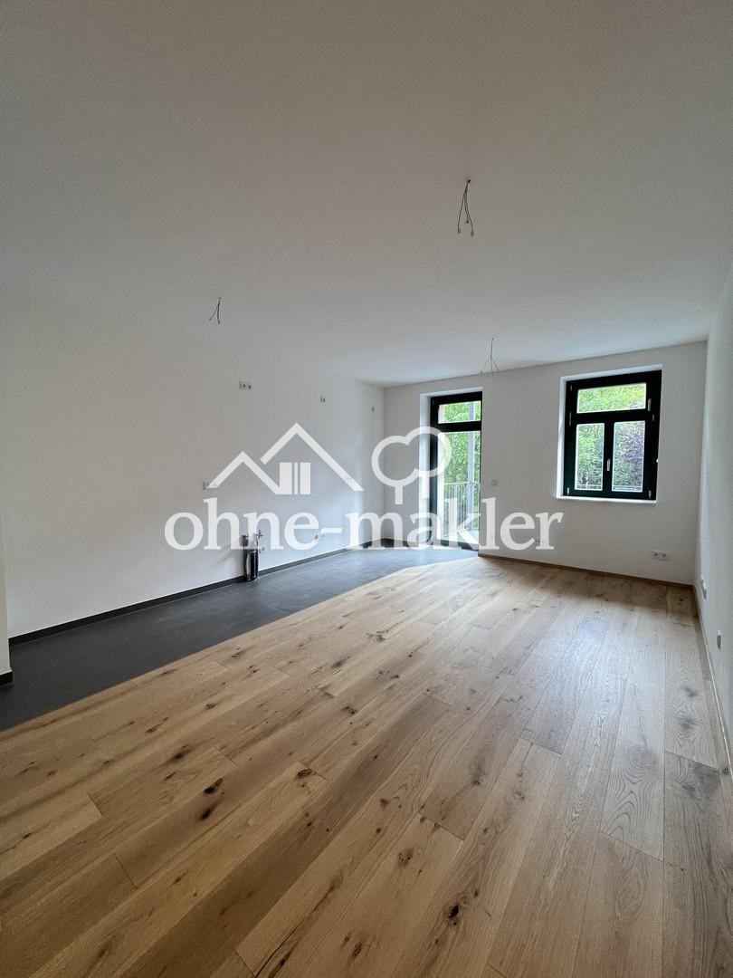 Hochwertig sanierte Altbauwohnung im Erstbezug mit Balkon und Stellplatz - Foto 1
