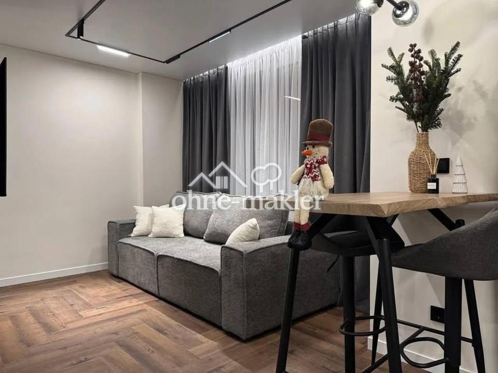 Luxus Wohnung mit 2 Schlafzimmern und Balkon! - Photo 1