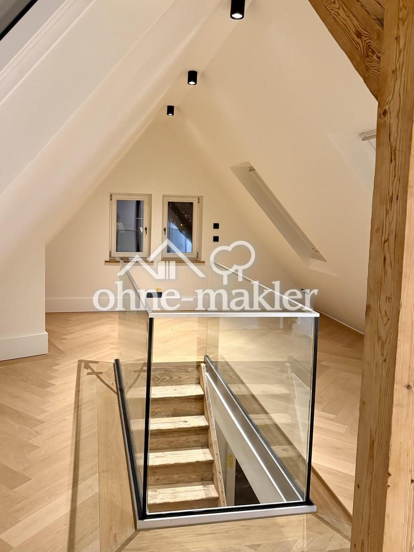 Seltene Gelegenheit im KfW-Denkmal: DG-Altbau-Maisonette, Panoramablick, TOP-Ausstattung ERSTBEZUG - Photo 5