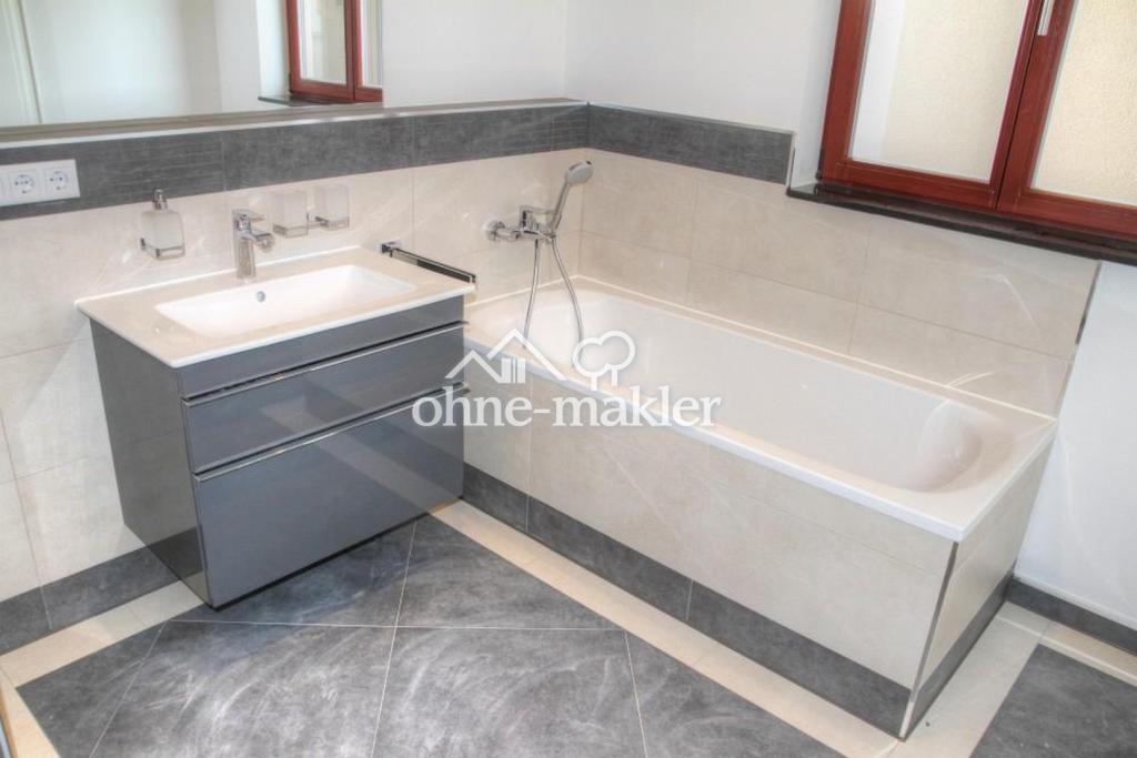 Modernisierte 3-Zimmer-Wohnung m. Luxus-Einbauküche zu vermieten - Photo 2