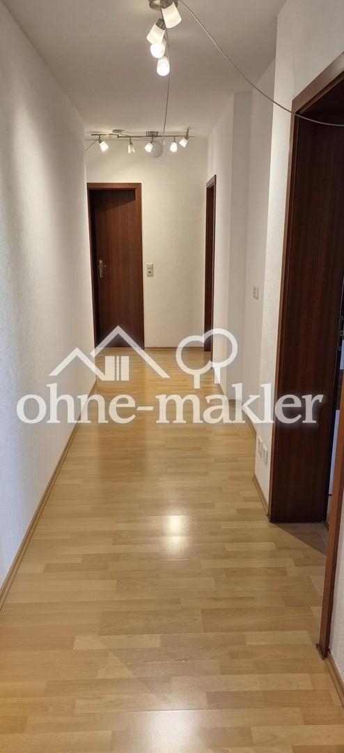 Ruhige 3-Zimmer-Wohnung mit Balkon, Garage & Gäste-WC in grüner Lage nahe Almenhof - Photo 5