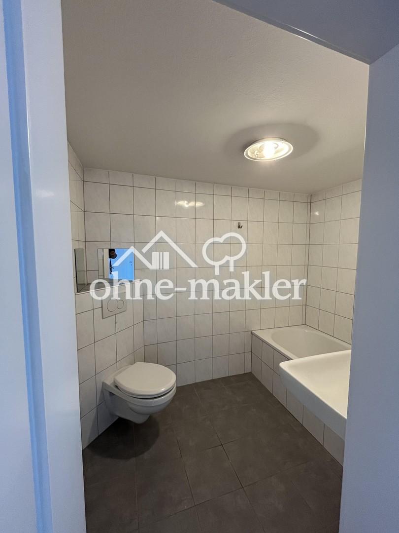 Helle sanierte 3-Zimmer-Wohnung mit zwei Balkonen in Rheinnähe - Photo 2