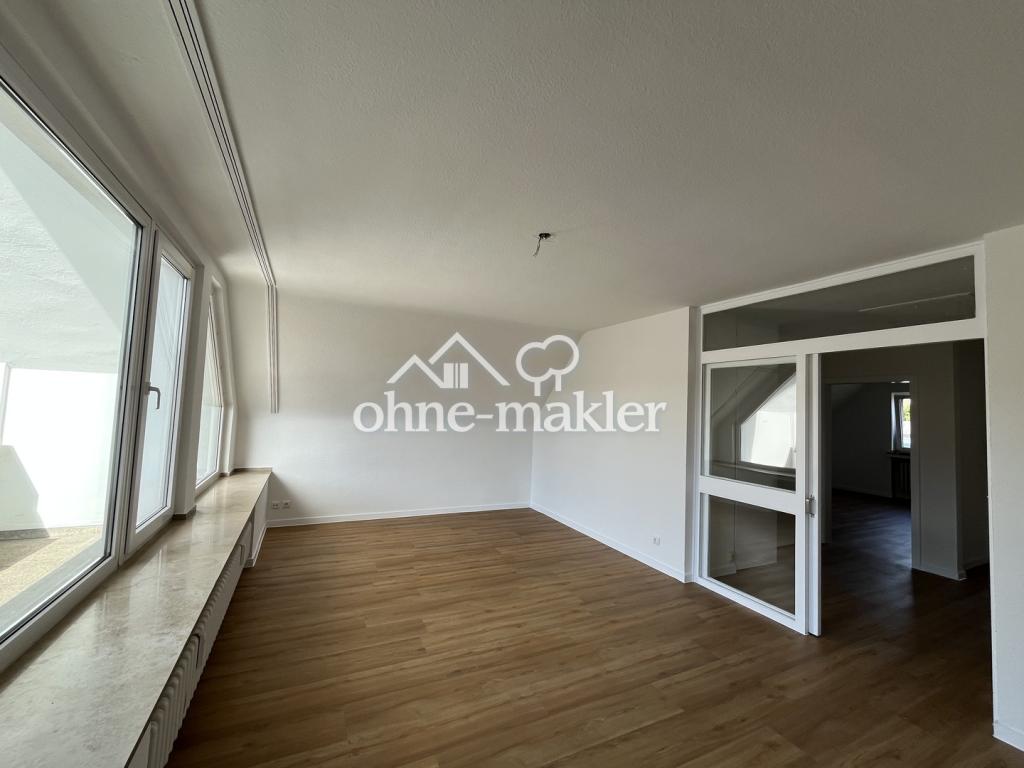Frisch sanierte 2-Zimmer-Wohnung mit Balkon unter hohem Giebel - 110 m zum Rhein - Foto 1