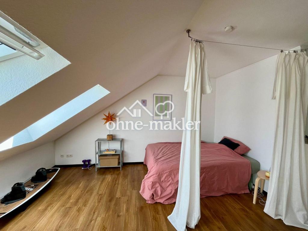 Dachgeschosswohnung mit Loft-Charakter und Balkon - Foto 1