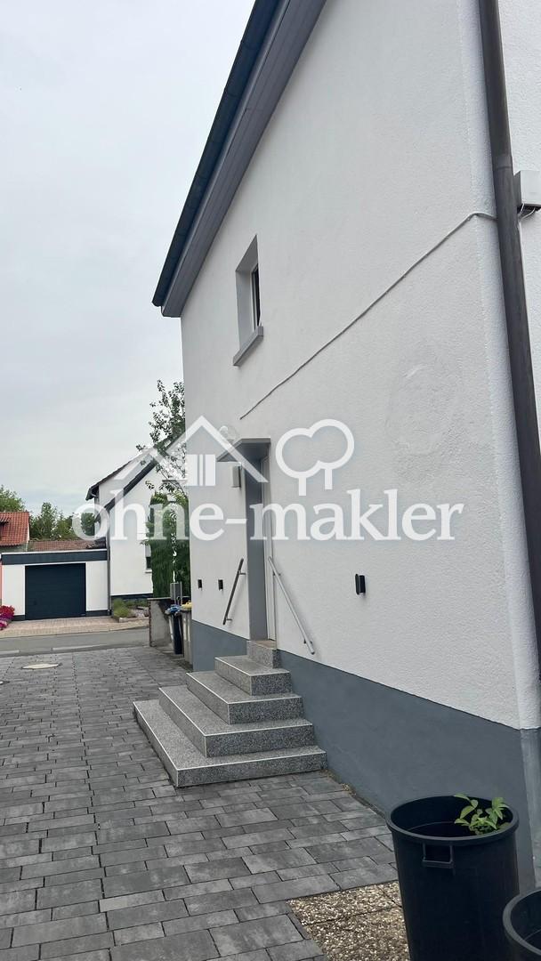 Frisch renovierte 2-Zimmer-Erdgeschosswohnung mit Wintergarten in Mannheim-Gartenstadt - Photo 3
